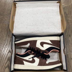 Jordan 1 low “mocha”